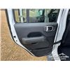Image 29 : 2018 JEEP WRANGLER SAHARA SPORTS UTILITY VEHICLE