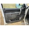 Image 21 : 2013 GMC SIERRA 3500HD CREW CAB FLATBED PICKUP