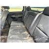 Image 24 : 2013 GMC SIERRA 3500HD CREW CAB FLATBED PICKUP