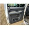 Image 27 : 2013 GMC SIERRA 3500HD CREW CAB FLATBED PICKUP