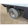 Image 32 : 2013 GMC SIERRA 3500HD CREW CAB FLATBED PICKUP