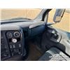 Image 10 : 2003 GMC C4500 TOPKICK S/A REEFER VAN TRUCK