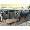 Image 11 : 2003 GMC C4500 TOPKICK S/A REEFER VAN TRUCK