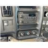 Image 17 : 2003 GMC C4500 TOPKICK S/A REEFER VAN TRUCK