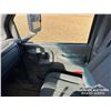 Image 9 : 2003 GMC C4500 TOPKICK S/A REEFER VAN TRUCK