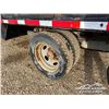 Image 28 : 2002 FORD F450 CREW CAB FLATBED TRUCK