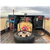 Image 35 : 2002 FORD F450 CREW CAB FLATBED TRUCK
