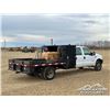 Image 3 : 2002 FORD F450 CREW CAB FLATBED TRUCK