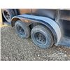 Image 9 : 1985 KEEN 16 FT. T/A  LIVESTOCK TRAILER