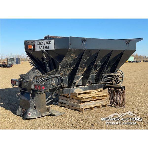 TRUCK BOX SAND SPREADER