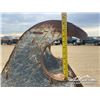 Image 9 : AMI 72 IN. 300 SERIES CLEAN OUT BUCKET
