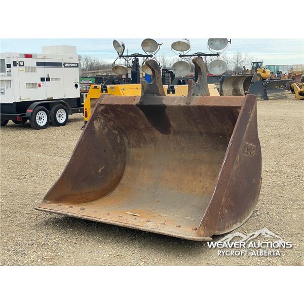 IMAC 74 IN. 300 SERIES CLEAN OUT BUCKET