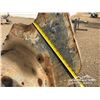 Image 10 : AMI 74 IN. 300 SERIES CLEAN OUT BUCKET