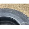 Image 5 : (4) JOYROAD 245/70R17 TIRES