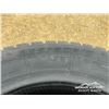 Image 8 : (4) JOYROAD 225/60R17 TIRES