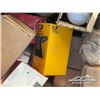 Image 13 : ASSORTED EQUIPMENT PARTS & FILTERS
