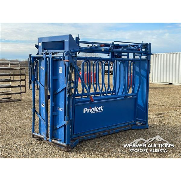 PRIEFERT SO4 CATTLE SQUEEZE