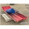 Image 4 : FIBERGLASS SKIDOO SKIMMER W/TENT