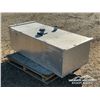 Image 3 : CHECKER PLATE FUEL TANK