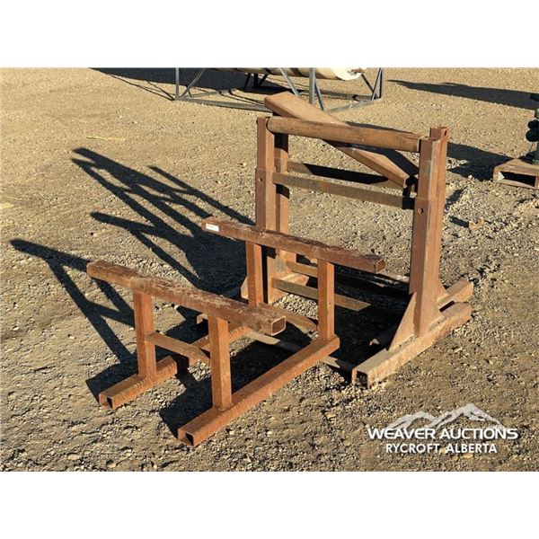 METAL SAW HORSES