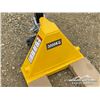 Image 5 : INDUSTRIAL PALLET JACK