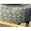 Image 7 : (1) BRIDGESTONE 445/65R22.5 TIRE