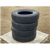Image 4 : (4) GRIZZLY 215/75R17.5 TIRES