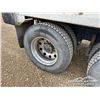 Image 51 : 2007 INTERNATIONAL 7600 SBA T/A DUMP TRUCK
