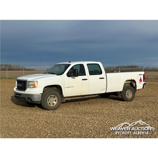 2008 GMC SIERRA 3500HD CREW CAB PICKUP