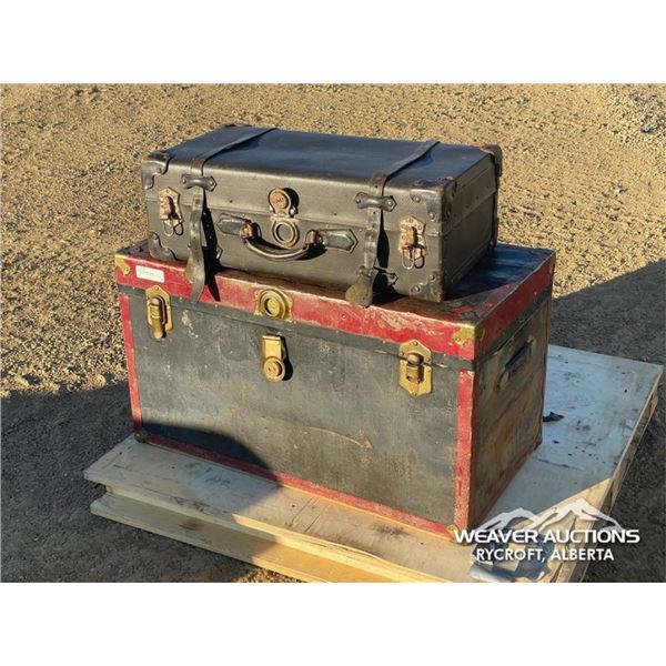 ANTIQUE STEAMER TRUNK & SUITCASE