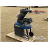 Image 3 : WOOD CHIPPER