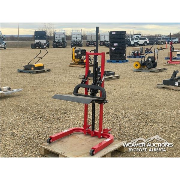MANUAL PLATOFRM LIFT