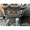 Image 19 : 2018 JEEP WRANGLER UNLIMITED SPORT UTILITY VEHICLE