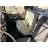 Image 7 : MACK R600 S/A BED TRUCK