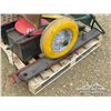 Image 7 : SHOP TROLLY CART W/TRUCK RAMPS