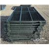 Image 3 : (26) 7 FT. MESH PANNELS