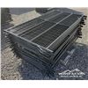 Image 5 : (26) 7 FT. MESH PANNELS