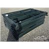 Image 2 : (24) 7 FT. PANNELS