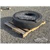 Image 2 : (1) 11R24.5 STEER TIRE W/ (1) PETERBILT MUD FLAP