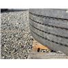 Image 8 : (1) 11R24.5 STEER TIRE W/ (1) PETERBILT MUD FLAP
