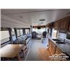 Image 10 : 1997 NEWMAR DUTCH STAR 32 FT. S/A MOTORHOME
