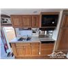 Image 25 : 1997 NEWMAR DUTCH STAR 32 FT. S/A MOTORHOME