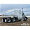 Image 3 : 2007 KENWORTH T800B T/A SLEEPER TRUCK TRACTOR