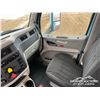 Image 10 : 2018 PETERBILT 579 T/A SLEEPER TRUCK TRACTOR