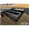 Image 25 : 2001 SWS T/A DUALLY FLAT DECK EQUIPMENT TRAILER