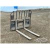 Image 2 : 48 IN. SKID STEER PALLET FORKS