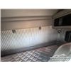 Image 25 : 2011 KENWORTH T800 TRI DRIVE SLEEPER TRUCK TRACTOR