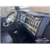 Image 27 : 2011 KENWORTH T800 TRI DRIVE SLEEPER TRUCK TRACTOR
