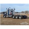 Image 4 : 2011 KENWORTH T800 TRI DRIVE SLEEPER TRUCK TRACTOR