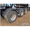Image 16 : 2009 DOEPKER SUPER B-TRAIN GRAIN TRAILERS